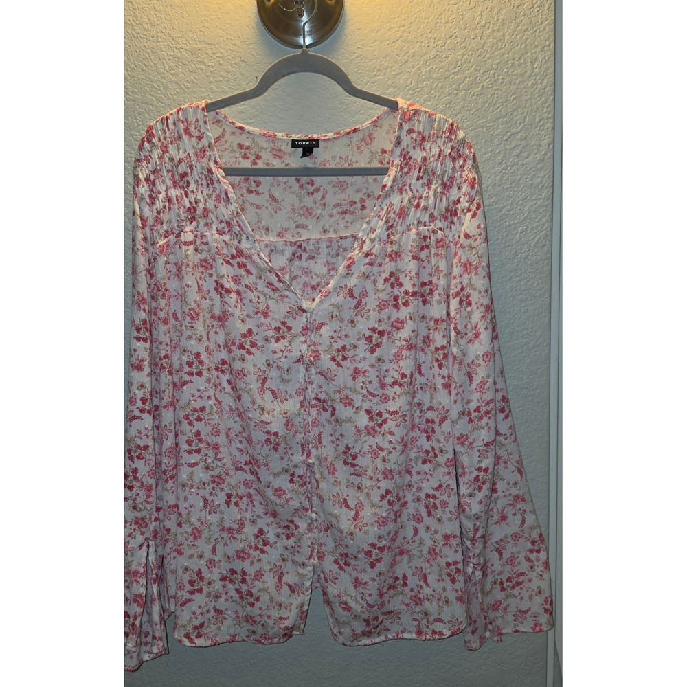 Torrid Pink Floral Gauze Button Front V-Neck Blouse Long Sleeve Top Plus Sz 3 3X